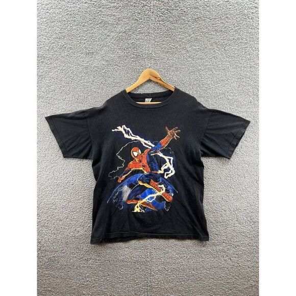 Vintage Spider-Man Lightning Graphic Black Men’s T-Shirt